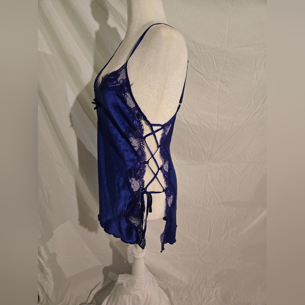 Shirley of Hollywood Lace Slip Tie Sides - Picture 7 of 10